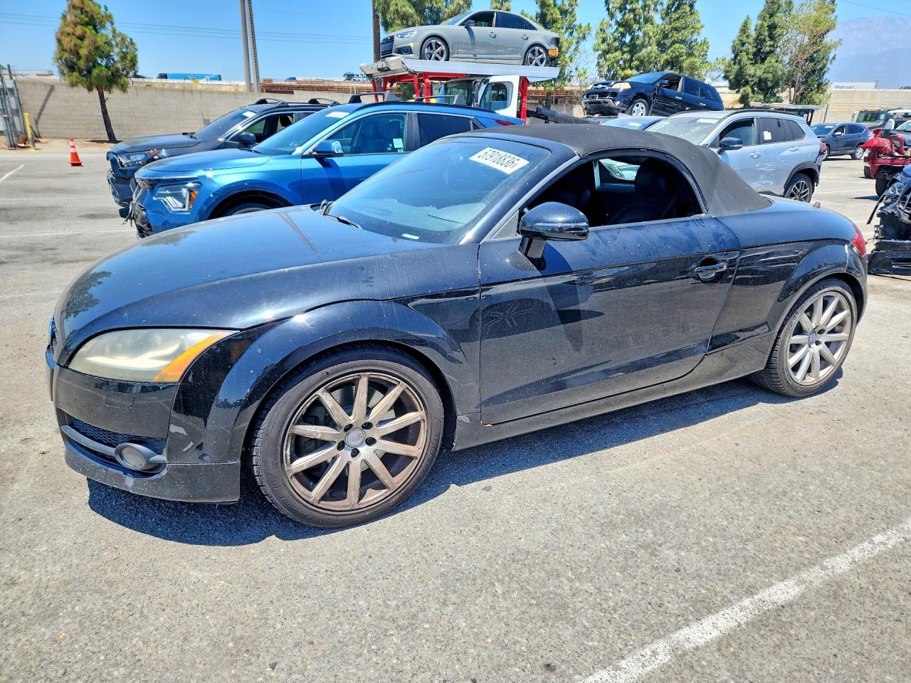 2008 Audi TT 3.2L, VIN TRURD38J981031379 — Minor dents and scratches