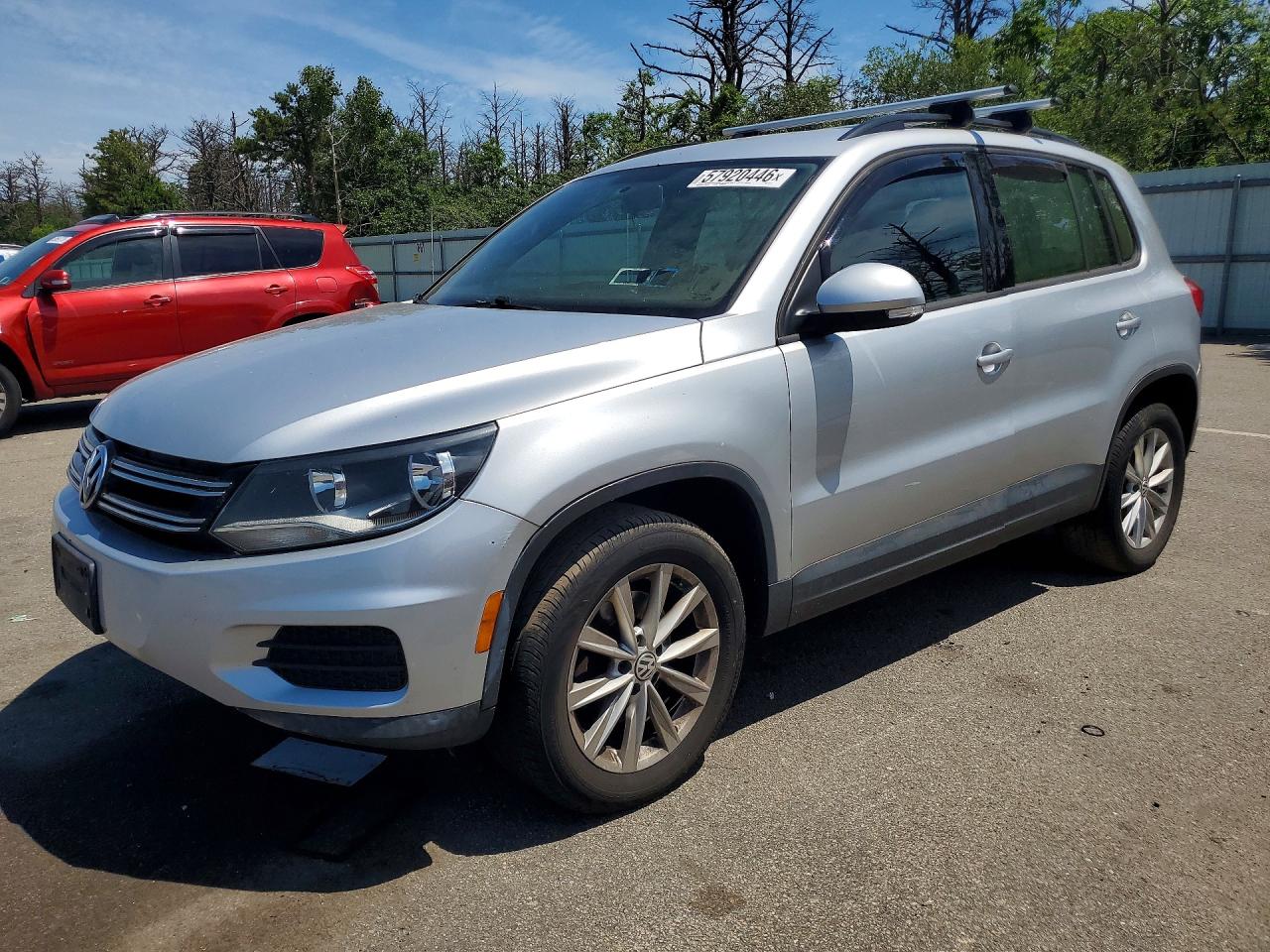 2017 Volkswagen Tiguan S, VIN WVGBV7AX3HK043922 — Пожар в салоне