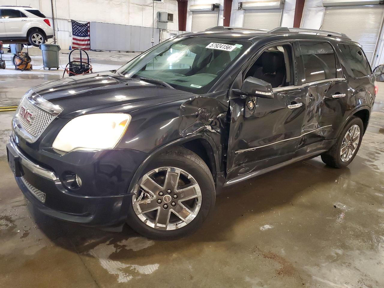 2012 GMC Acadia Denali, VIN 1GKKVTEDXCJ355316 — Side