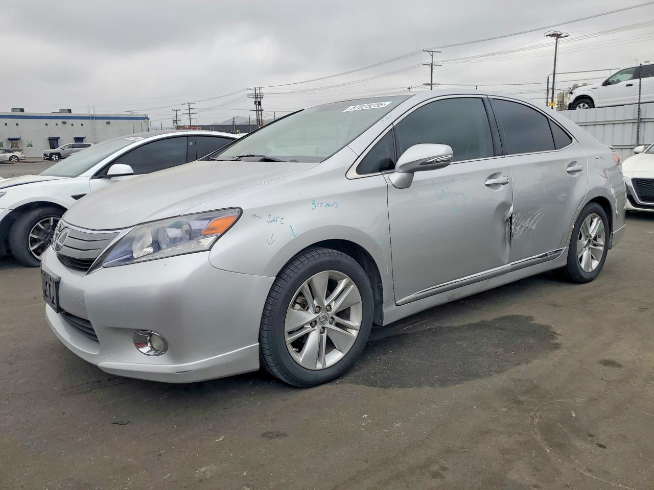 2011 Lexus HS 250h, VIN JTHBB1BA8B2046650 — Side