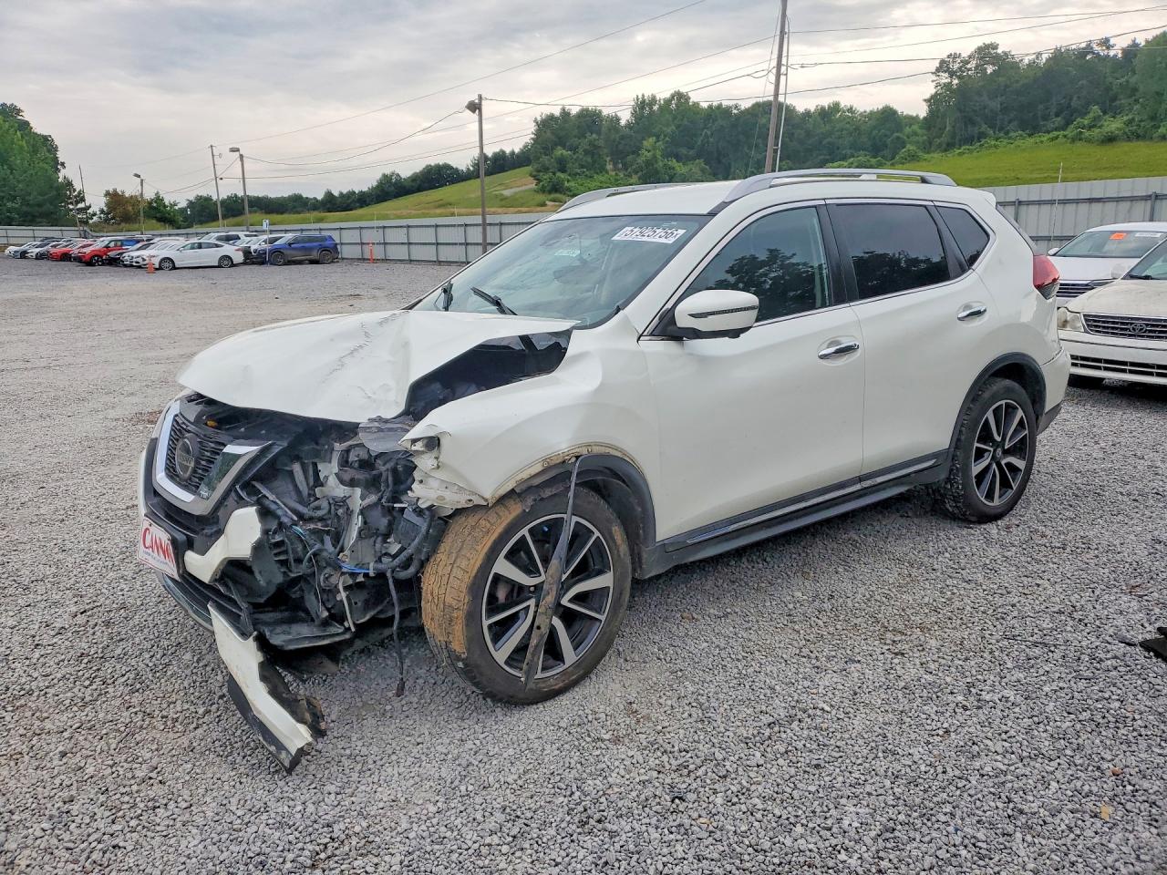 2019 Nissan Rogue S, VIN 5N1AT2MVXKC795763 — Front end