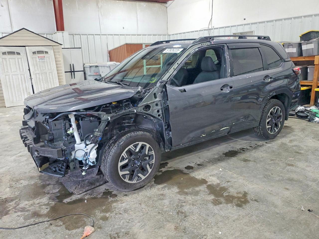 2026 Subaru Forester Premium, VIN 4S4SLDB63T3015700 — Перед