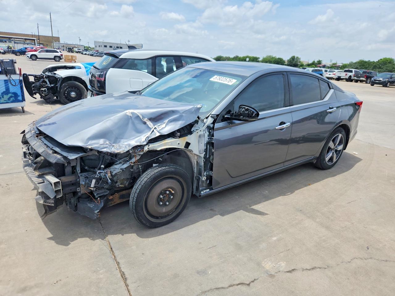 2022 Nissan Altima SL, VIN 1N4BL4EV3NN415082 — Front end