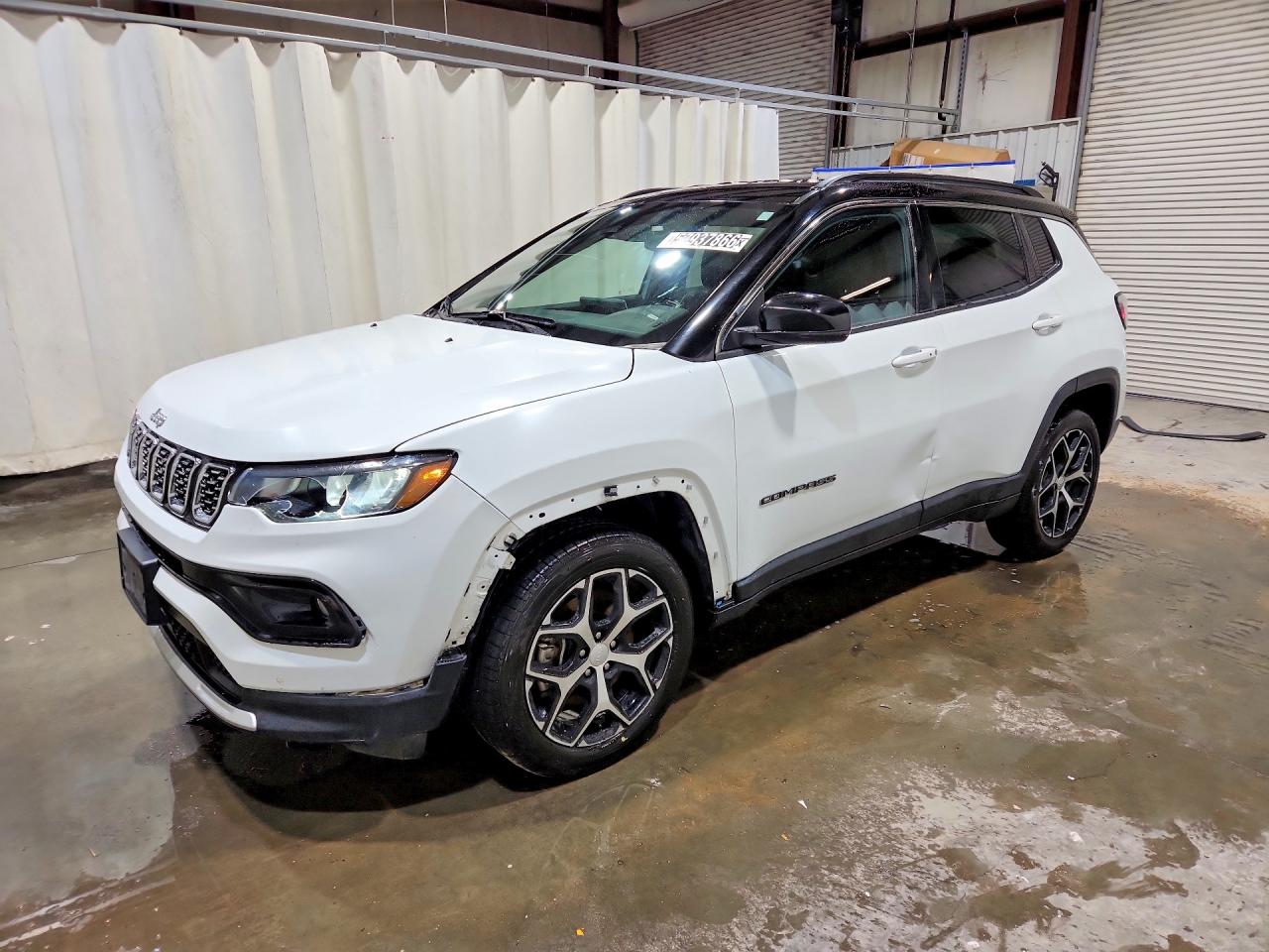2024 Jeep Compass Limited, VIN 3C4NJDCN0RT134511 — Front end