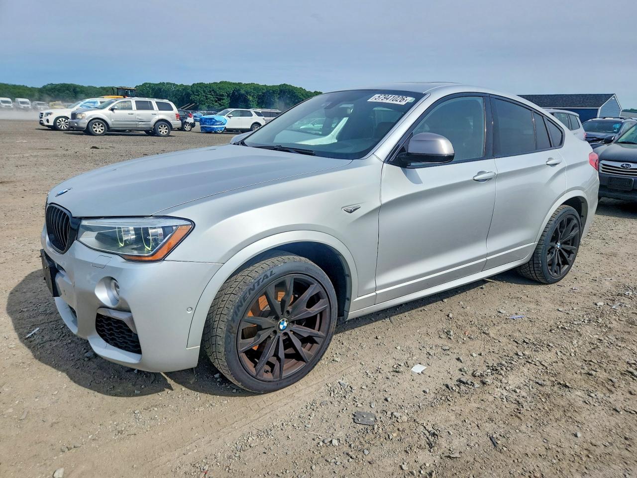 2017 BMW X4 M40i, VIN 5UXXW7C58H0U25375 — Minor dents and scratches