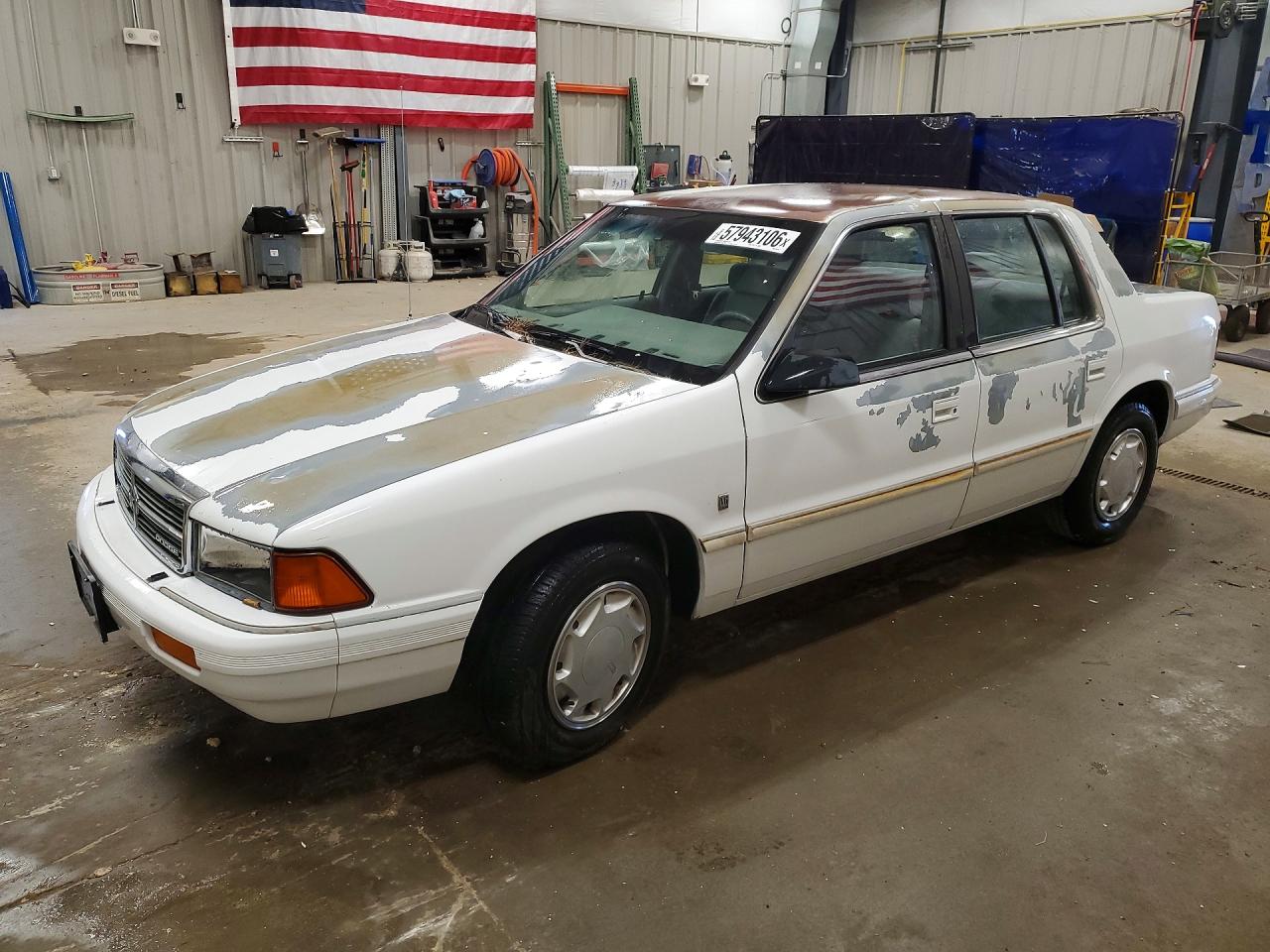 1991 Dodge Spirit, VIN 1B3XA4637MF678124 — Перед