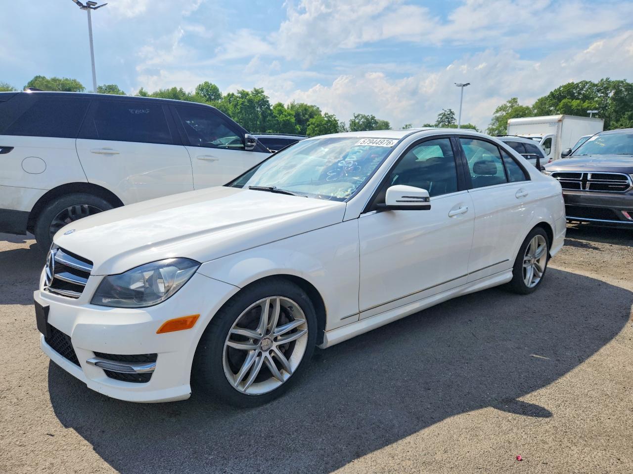 2014 Mercedes-Benz C 300 Sport, VIN WDDGF8AB5EA932245 — Minor dents and scratches