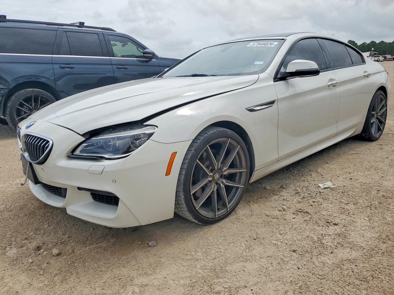 2016 BMW 6 Series 640i, VIN WBA6D0C56GD927459 — Front end