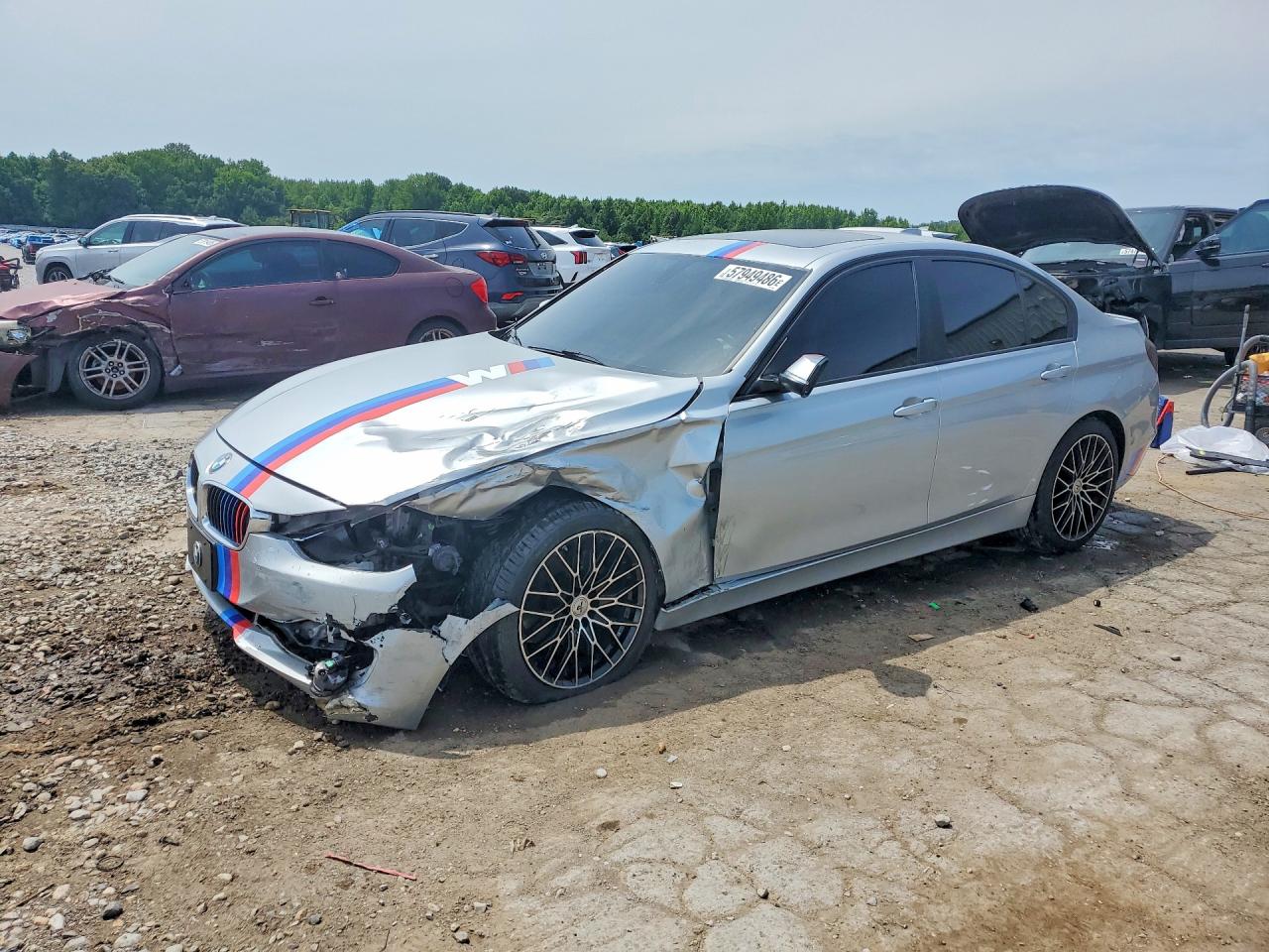 2013 BMW 3 Series 328i, VIN WBA3A5G51DNP25850 — Front end