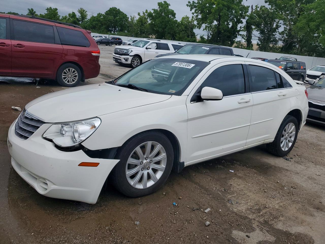 2010 Chrysler Sebring Limited, VIN 1C3CC5FB3AN147884 — Undercarriage
