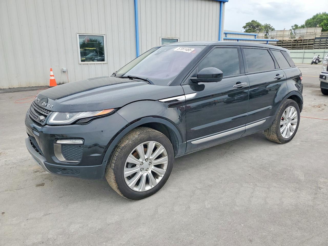 2017 Land Rover Range Rover Evoque HSE, VIN SALVR2BGXHH254614 — Side