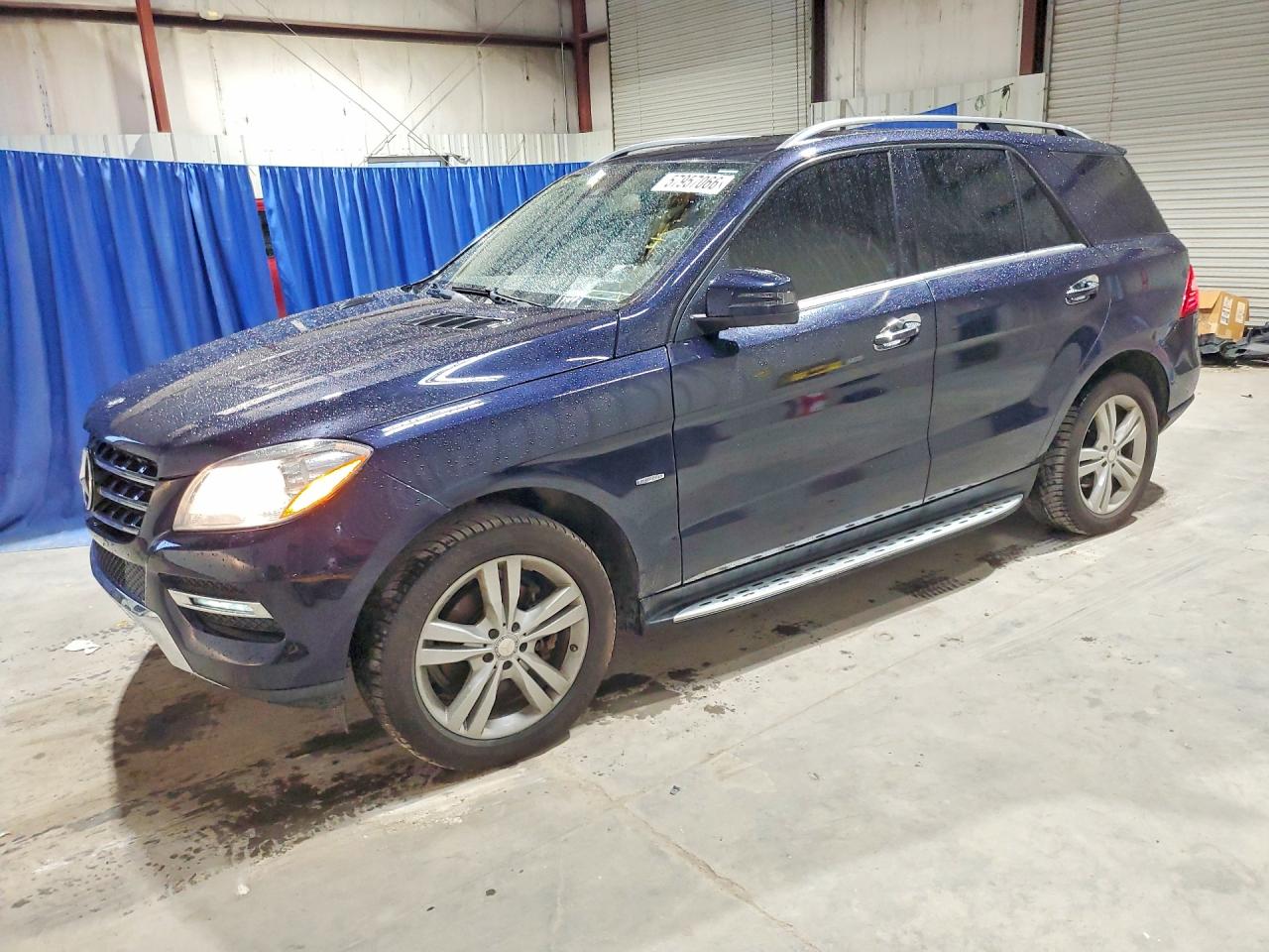 2012 Mercedes-Benz M 350, VIN 4JGDA5HB4CA033322 — Minor dents and scratches