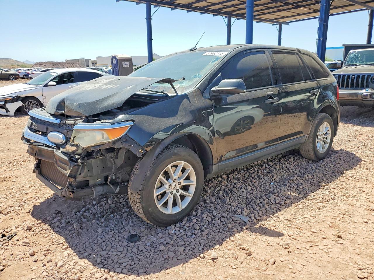 2013 Ford Edge SE, VIN 2FMDK3GC6DBE37577 — Front end