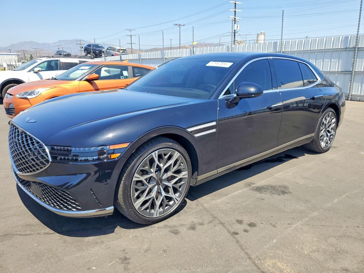 2025 Genesis G90 e-SC, VIN KMTFC4SD6SU049774 — Minor dents and scratches