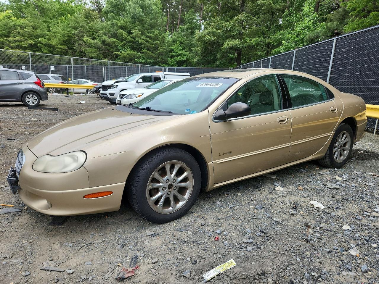 2001 Chrysler LHS, VIN 2C3AC56G21H601196 — Minor dents and scratches
