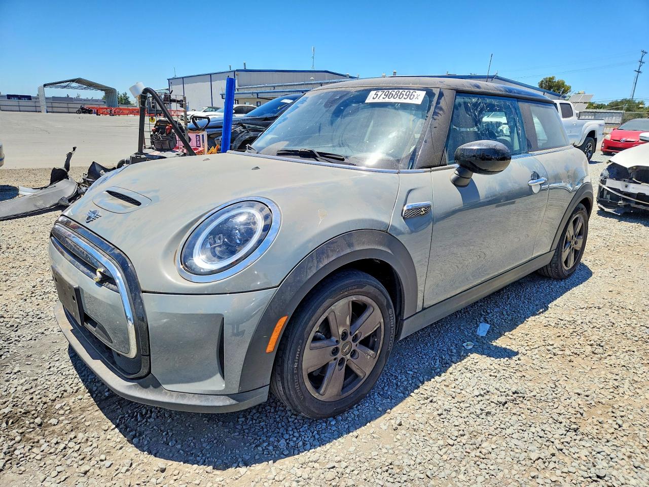 2023 MINI Hardtop Cooper SE, VIN WMW13DJ04P2T37185 — Rear end