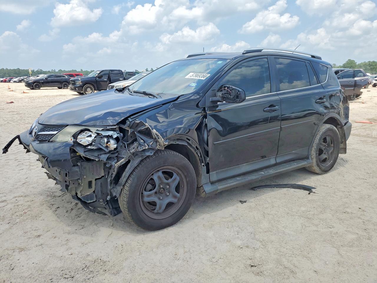 2013 Toyota RAV4 LE, VIN 2T3ZFREV7DW012047 — Front end