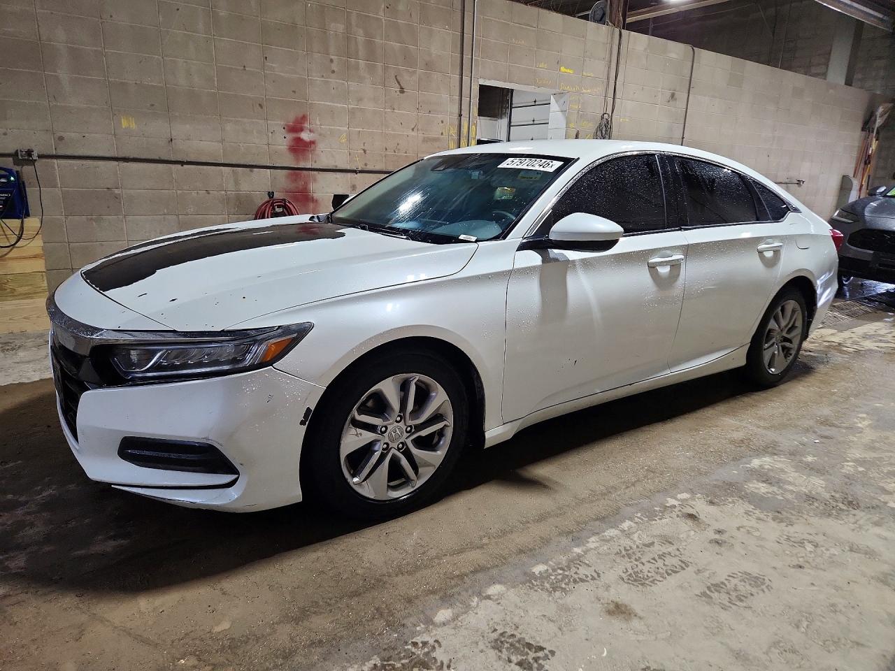 2019 Honda Accord LX, VIN 1HGCV1F10KA017612 — Перед