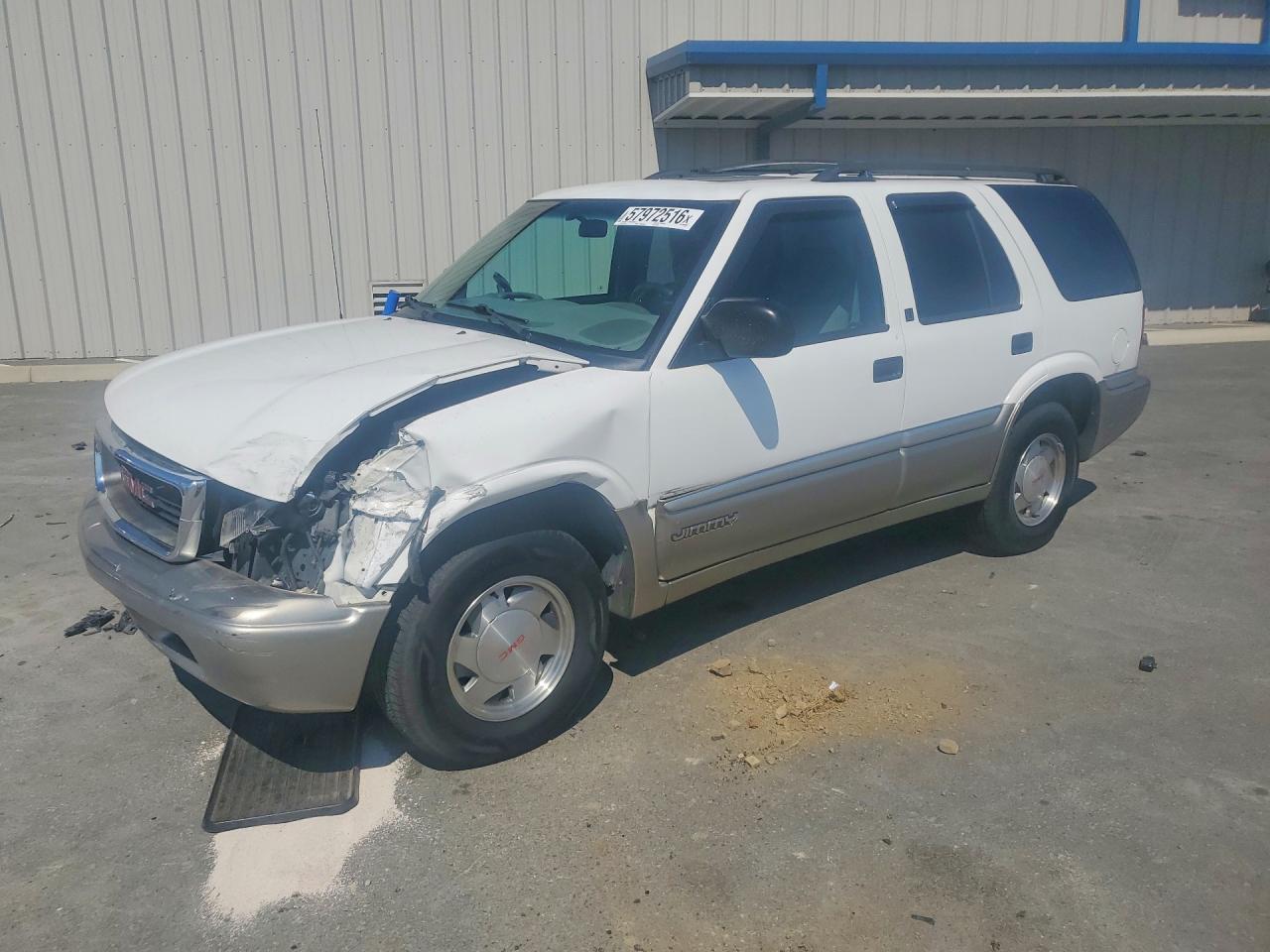2000 GMC Jimmy SLE Convenience, VIN 1GKCS13W4Y2329480 — Front end