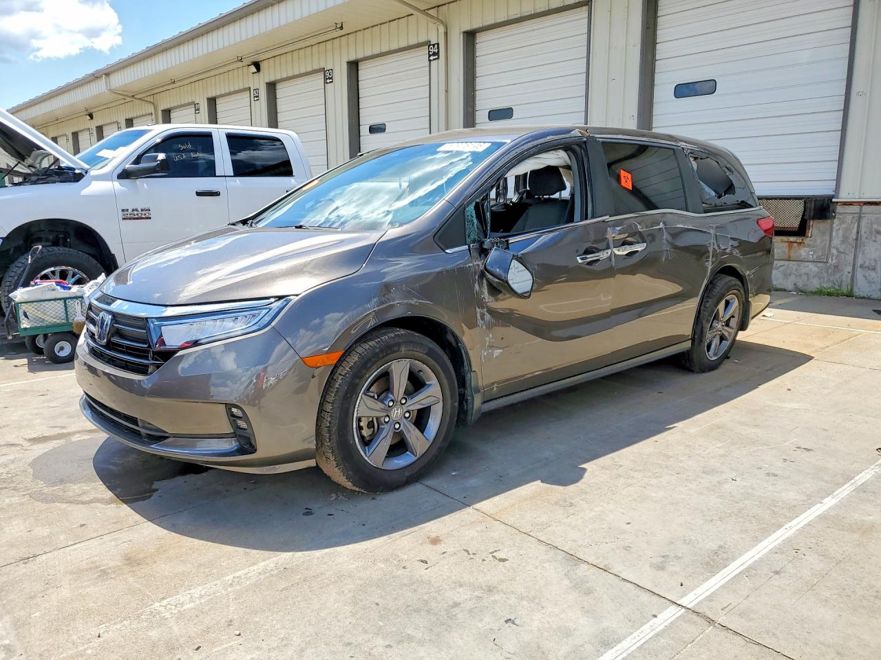 2021 Honda Odyssey EX, VIN 5FNRL6H52MB044915 — Side