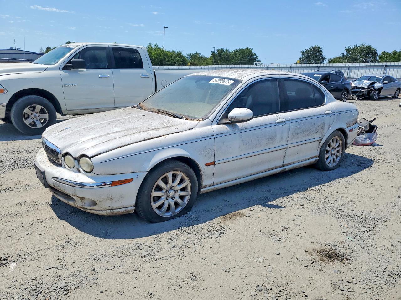 2003 Jaguar X-Type 2.5L Manual, VIN SAJEA51D03XD40086 — Перед