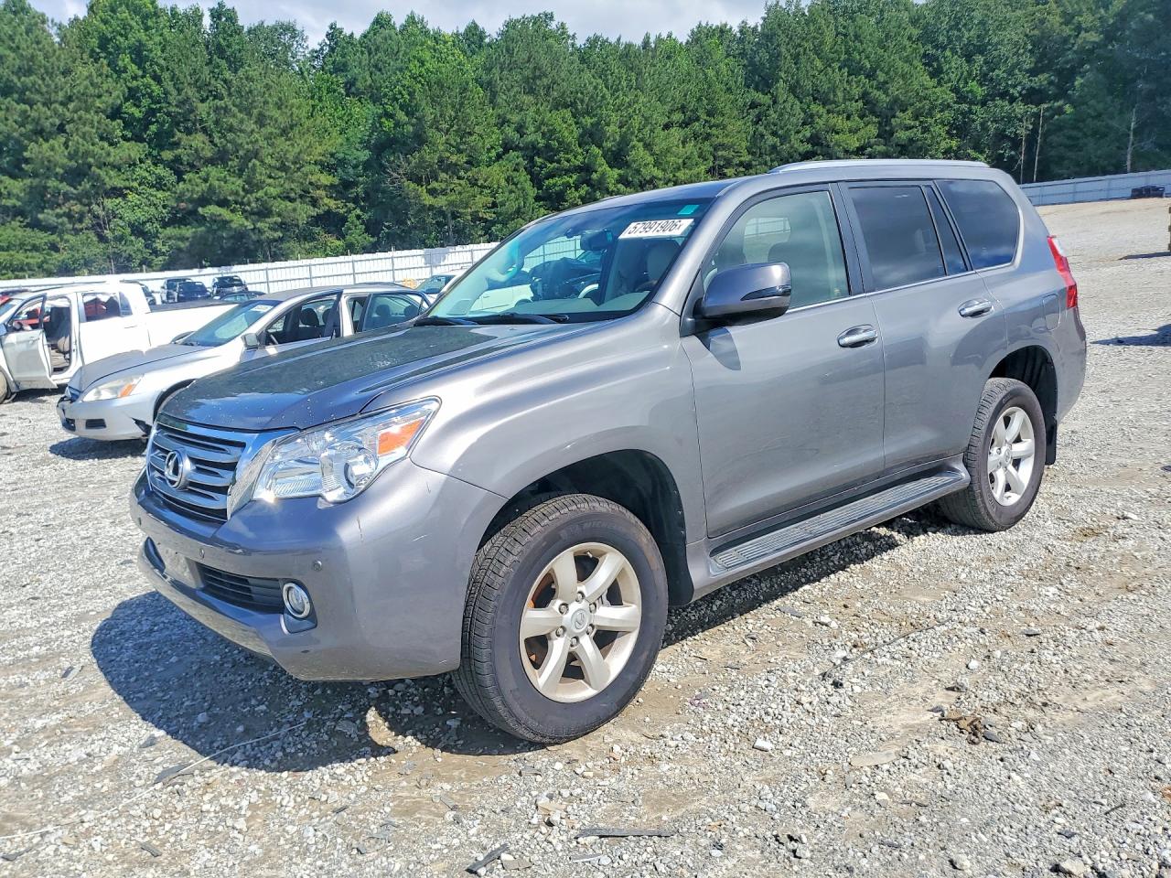 2010 Lexus GX 460, VIN JTJBM7FXXA5011986 — Front end
