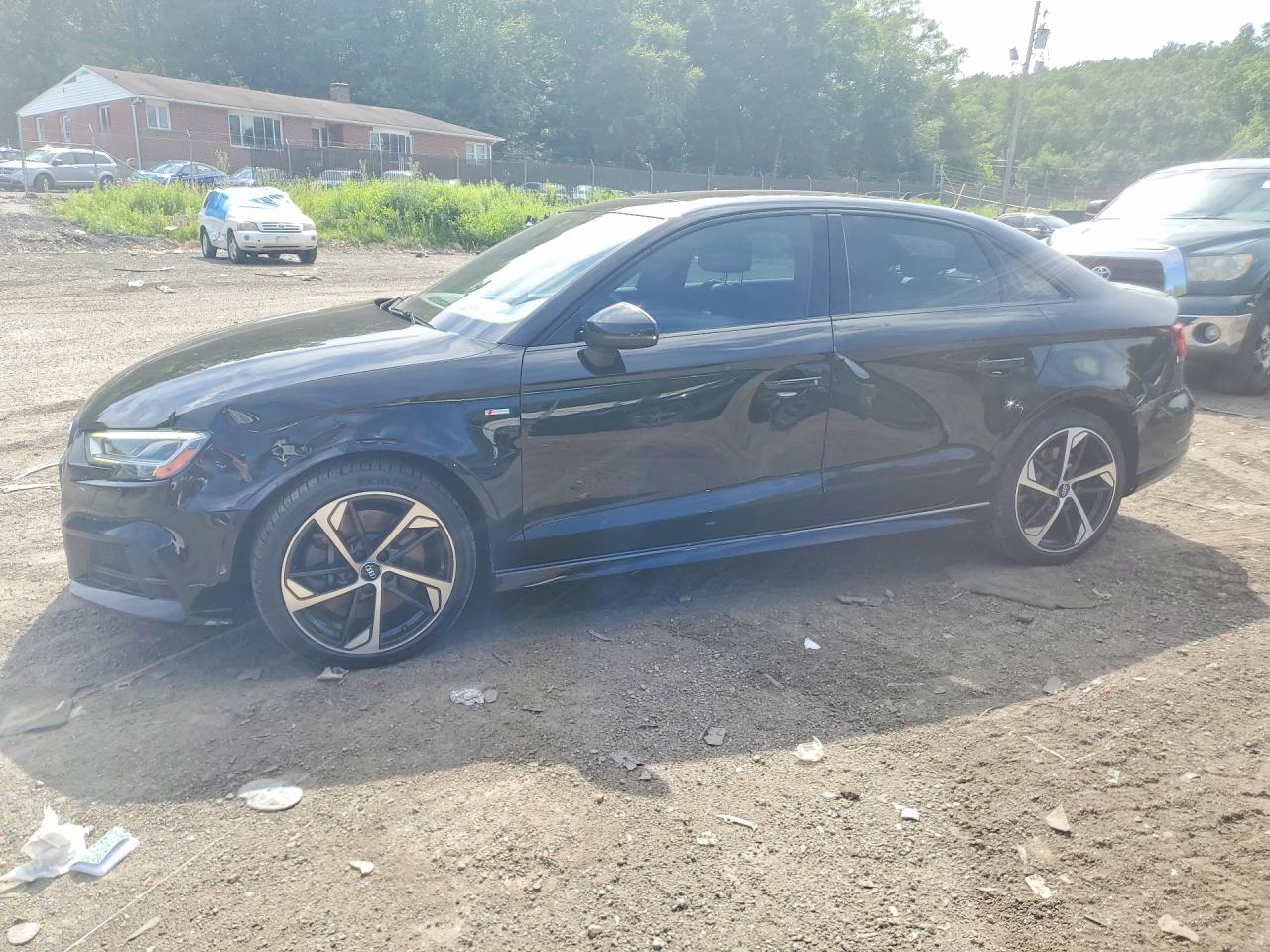 2020 Audi A3 S line Premium Plus, VIN WAUJEGFF7LA095663 — Перед