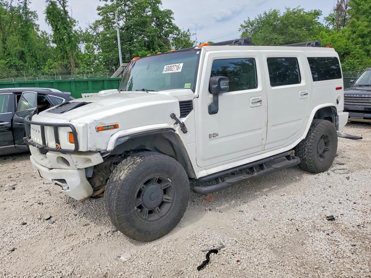 2007 Hummer H2 SUV, VIN 5GRGN23U17H105117 — Minor dents and scratches