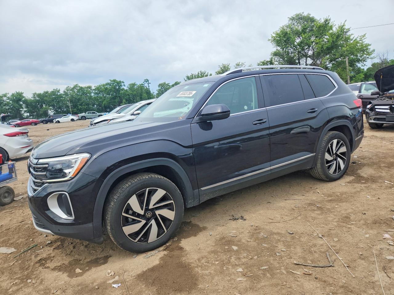 2025 Volkswagen Atlas SEL, VIN 1V2BR2CA1SC570510 — Side