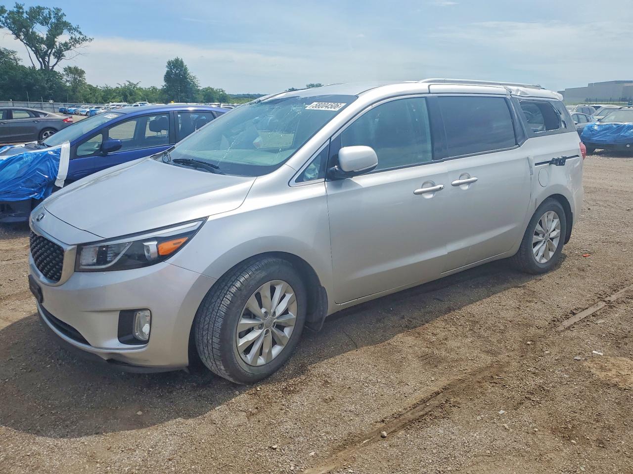 2016 Kia Sedona EX, VIN KNDMC5C13G6132722 — Крыша