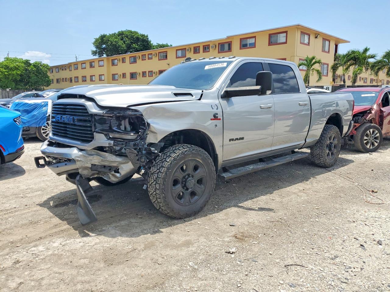 2021 Ram 3500 Big Horn, VIN 3C63R3DL9MG577255 — Front end
