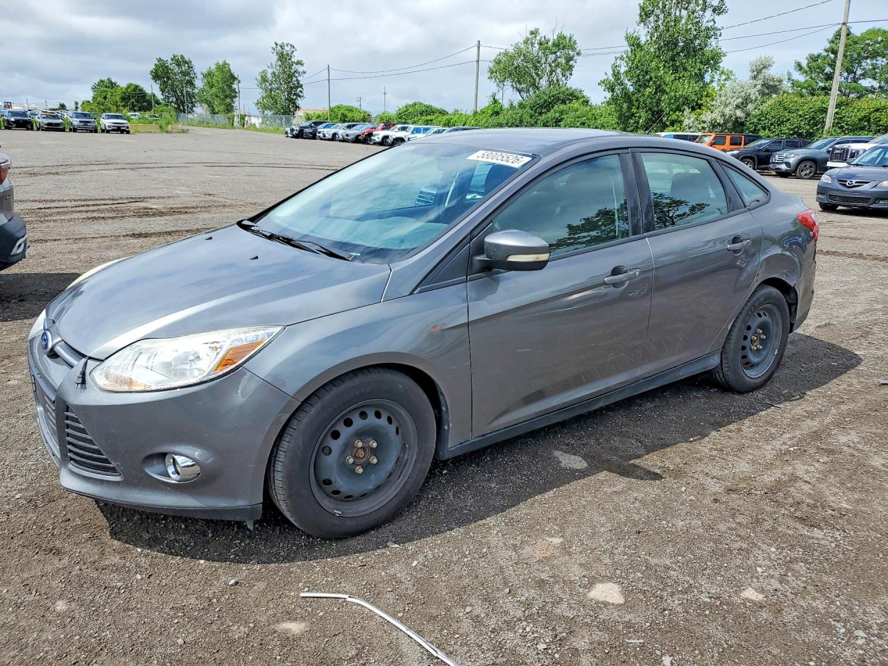 2012 Ford Focus SE, VIN 1FAHP3F28CL458631 — Фото с аукциона 1 of 4