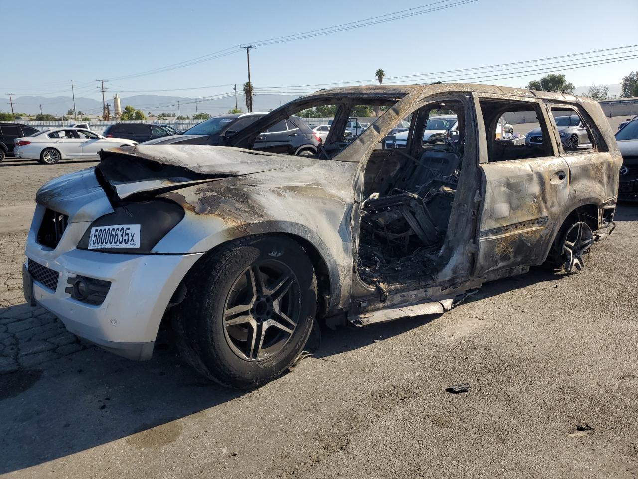 2008 Mercedes-Benz GL 450, VIN 4JGBF71E28A341895 — Interior fire