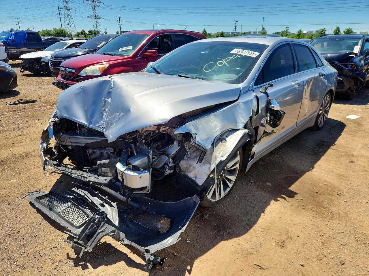 2020 Lincoln MKZ Reserve, VIN 3LN6L5E98LR611335 — Перед