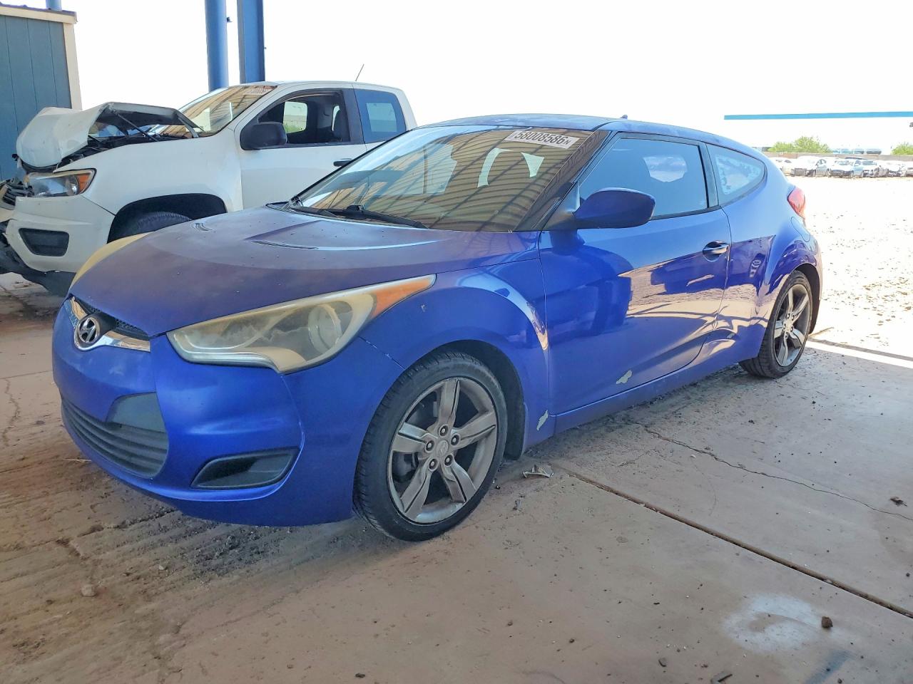 2012 Hyundai Veloster w/Black Int, VIN KMHTC6AD8CU082559 — Мелкие вмятины и царапины