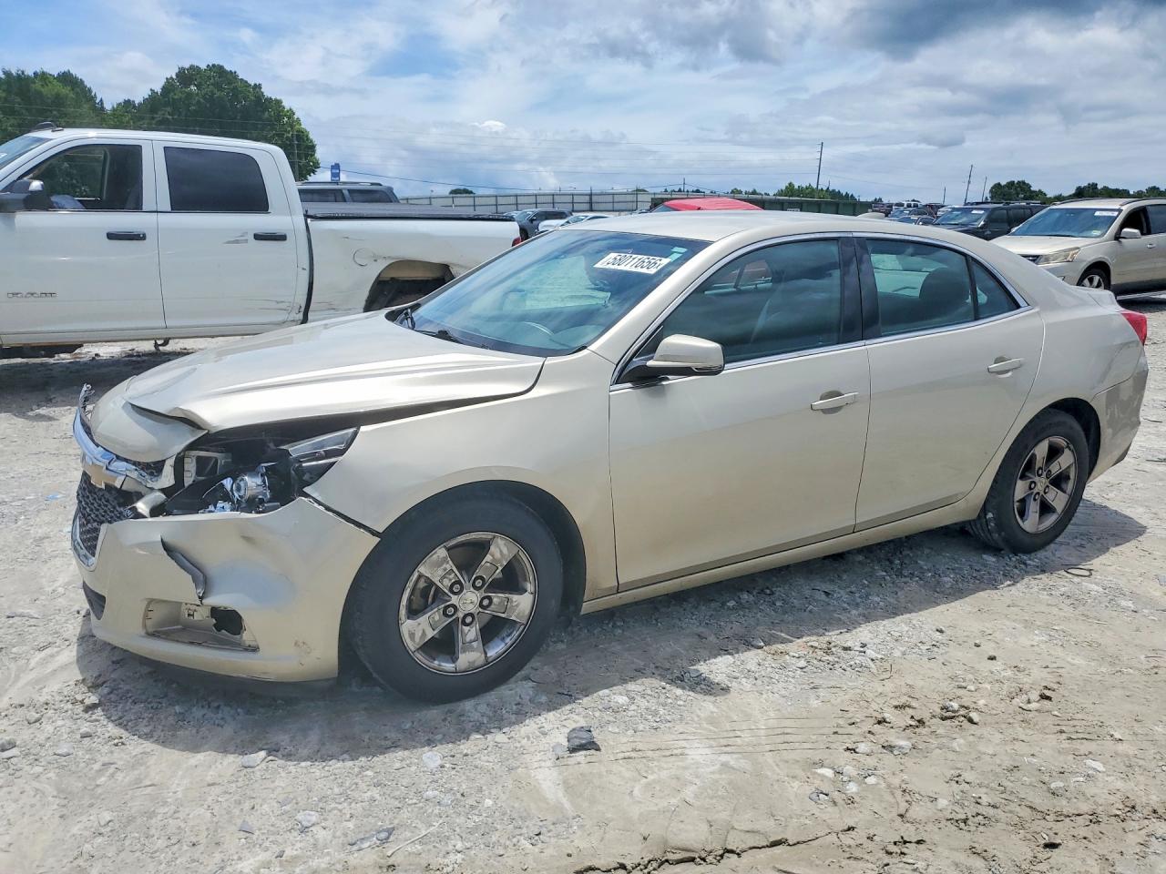 2015 Chevrolet Malibu LT, VIN 1G11C5SL7FF287495 — Front end
