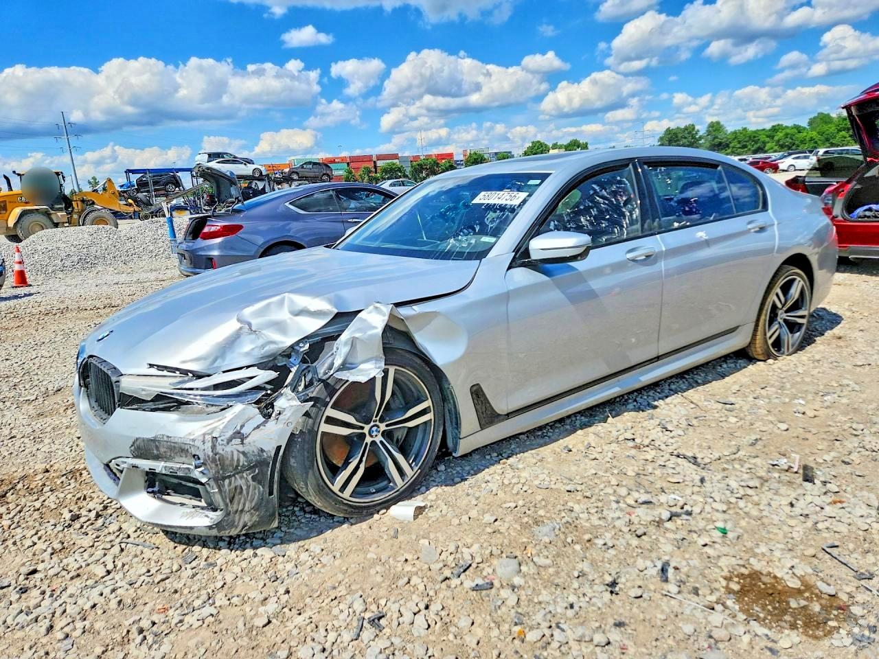 2016 BMW 7 Series 750i xDrive, VIN WBA7F2C55GG419198 — Front end