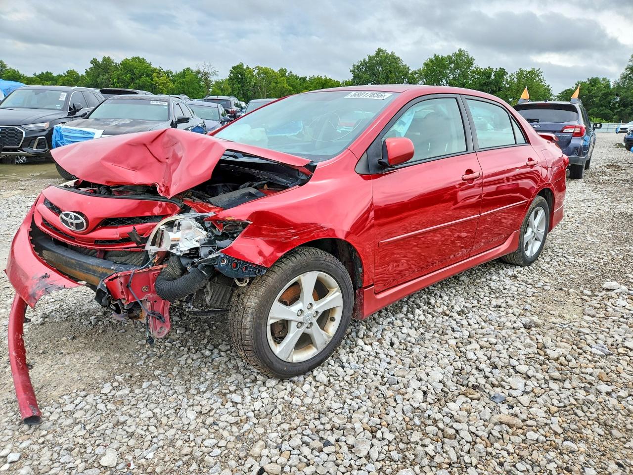 2013 Toyota Corolla S, VIN 2T1BU4EE5DC113821 — Front end
