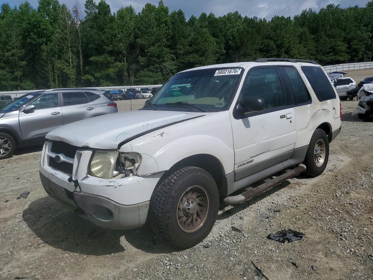 2001 Ford Explorer Sport, VIN 1FMYU60E11UA84728 — Front end