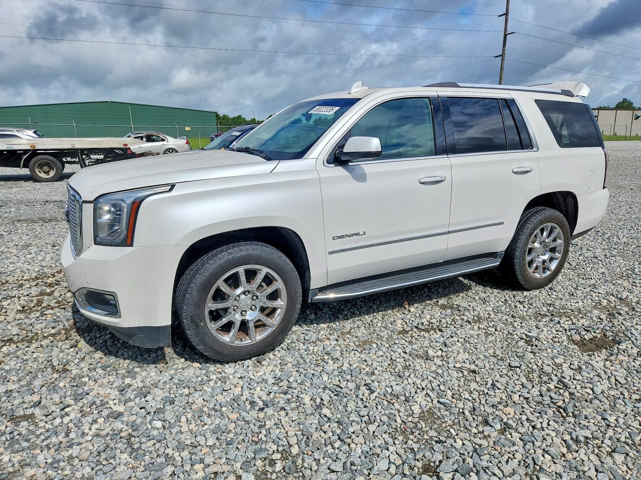 2017 GMC Yukon Denali, VIN 1GKS2CKJ7HR274270 — Rear end