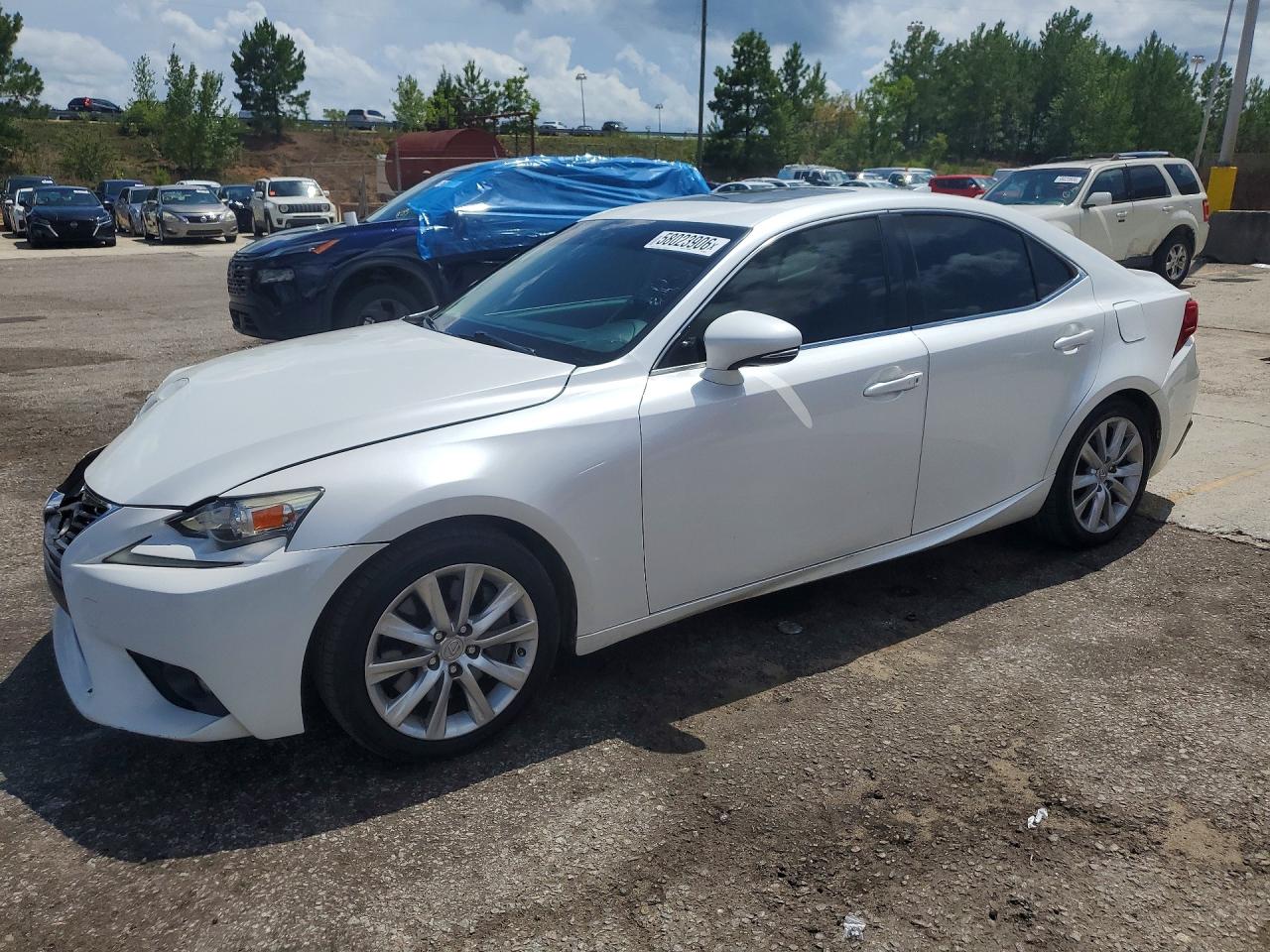 2016 Lexus IS 200t, VIN JTHBA1D23G5008323 — Front end