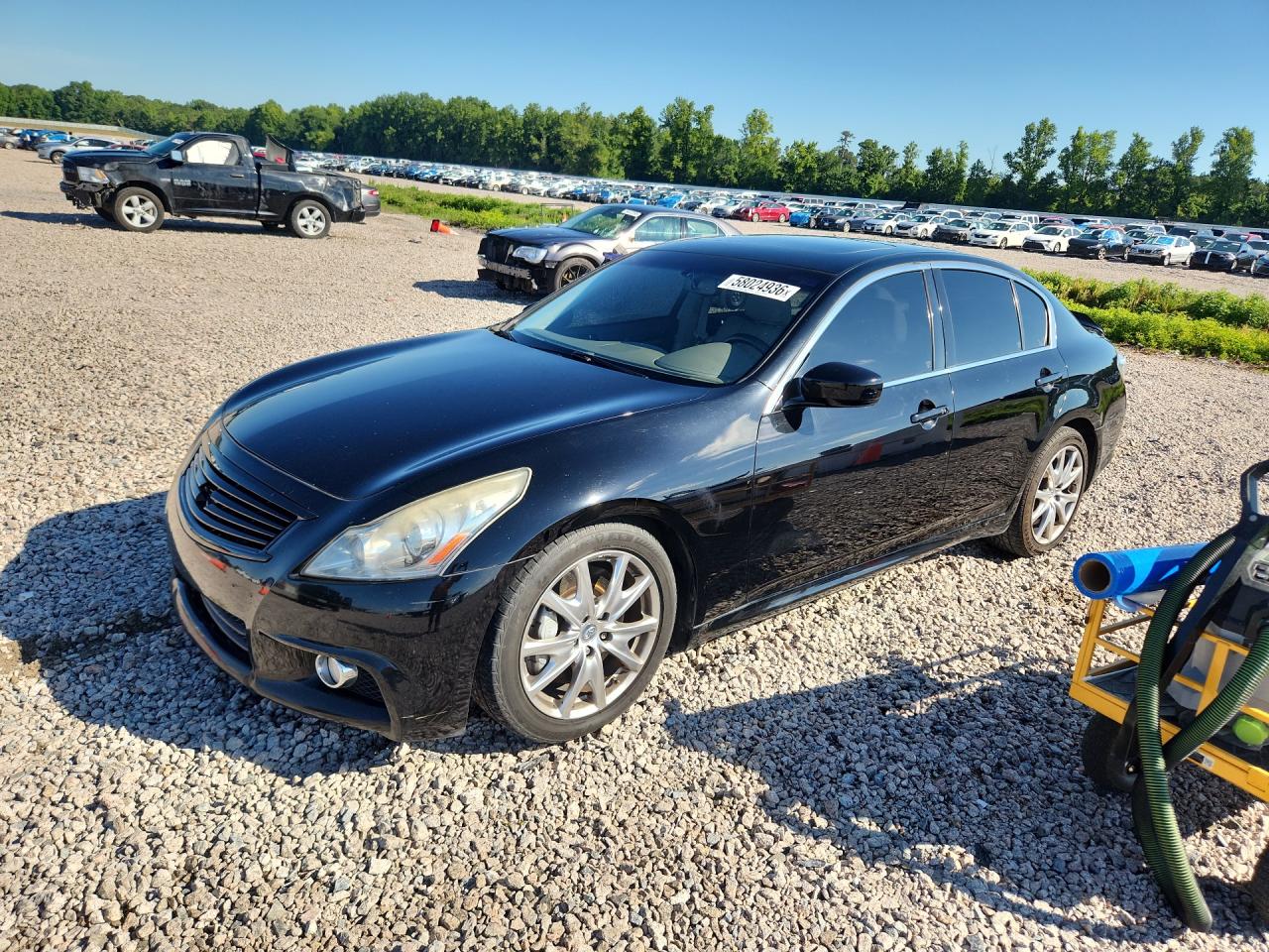 2010 Infiniti G37 Journey, VIN JN1CV6AP3AM202292 — Front end