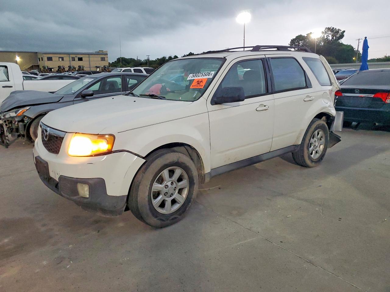 2009 Mazda Tribute Sport, VIN 4F2CZ02729KM08398 — Rear end