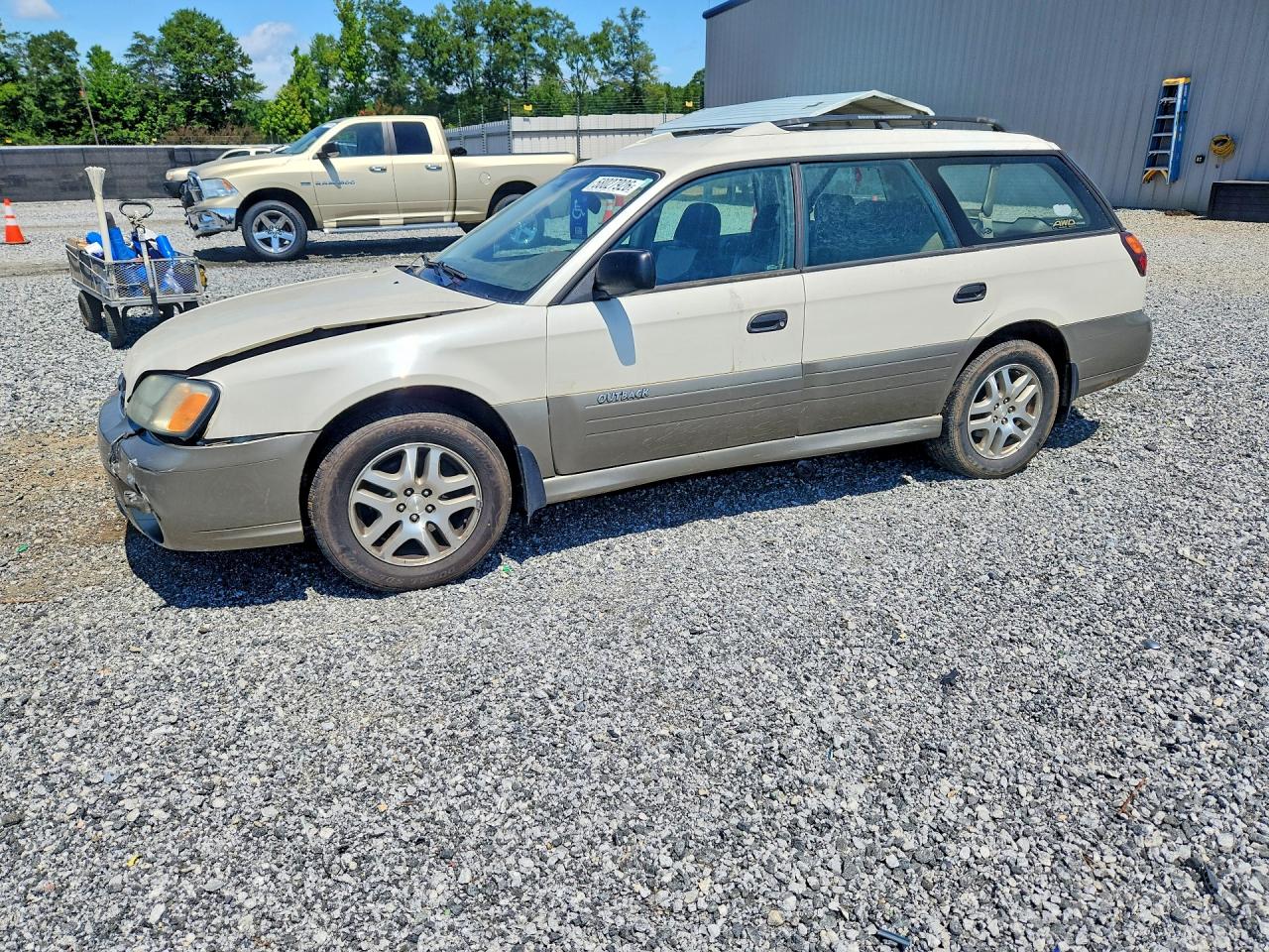 2004 Subaru Legacy Outback, VIN 4S3BH675647610018 — Перед