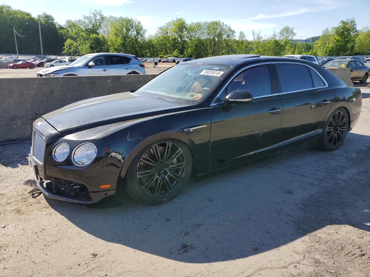 2015 Bentley Flying Spur, VIN SCBEC9ZAXFC049956 — Front end