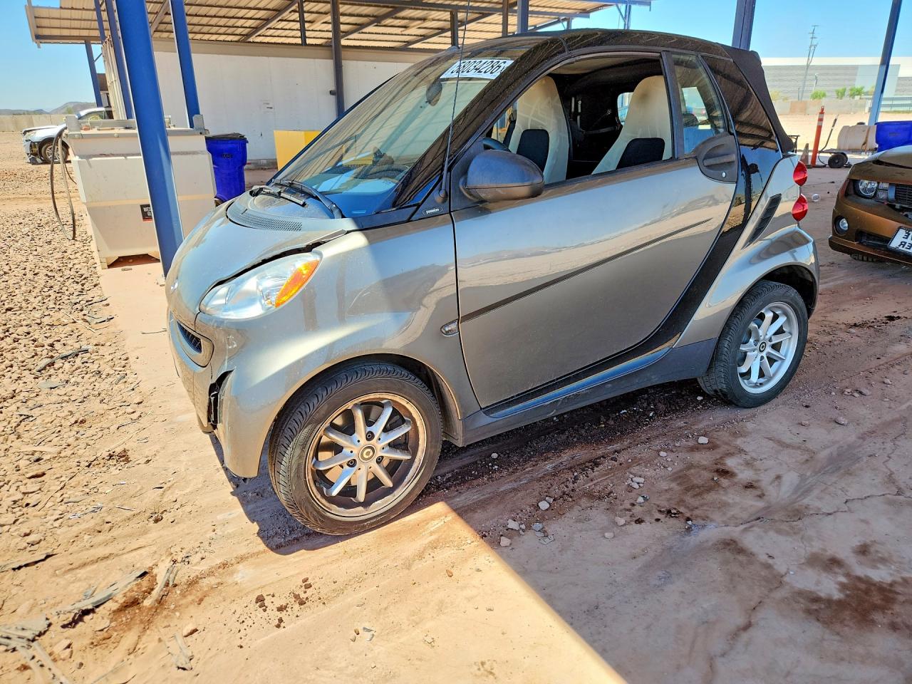 2010 Smart fortwo Passion, VIN WMEEK3BA1AK344810 — Front end