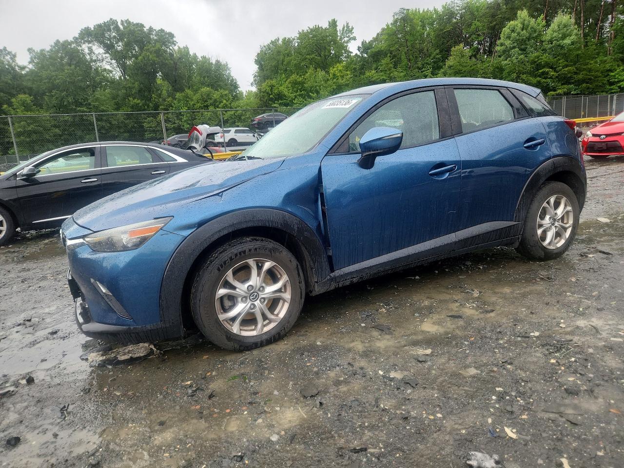 2019 Mazda CX-3 Sport, VIN JM1DKFB76K1446353 — Зад