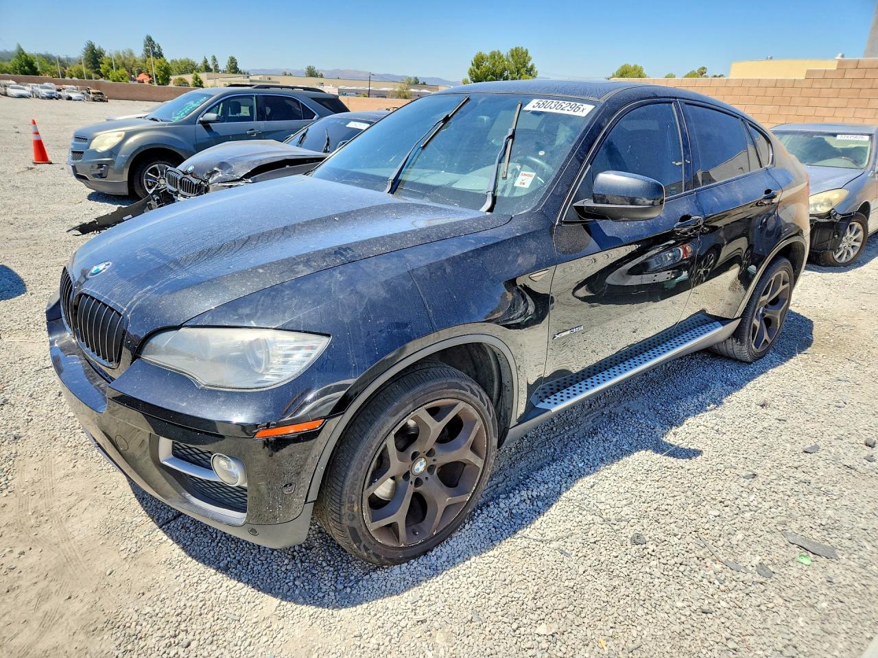 2013 BMW X6 xDrive35i, VIN 5UXFG2C58DL784942 — Minor dents and scratches