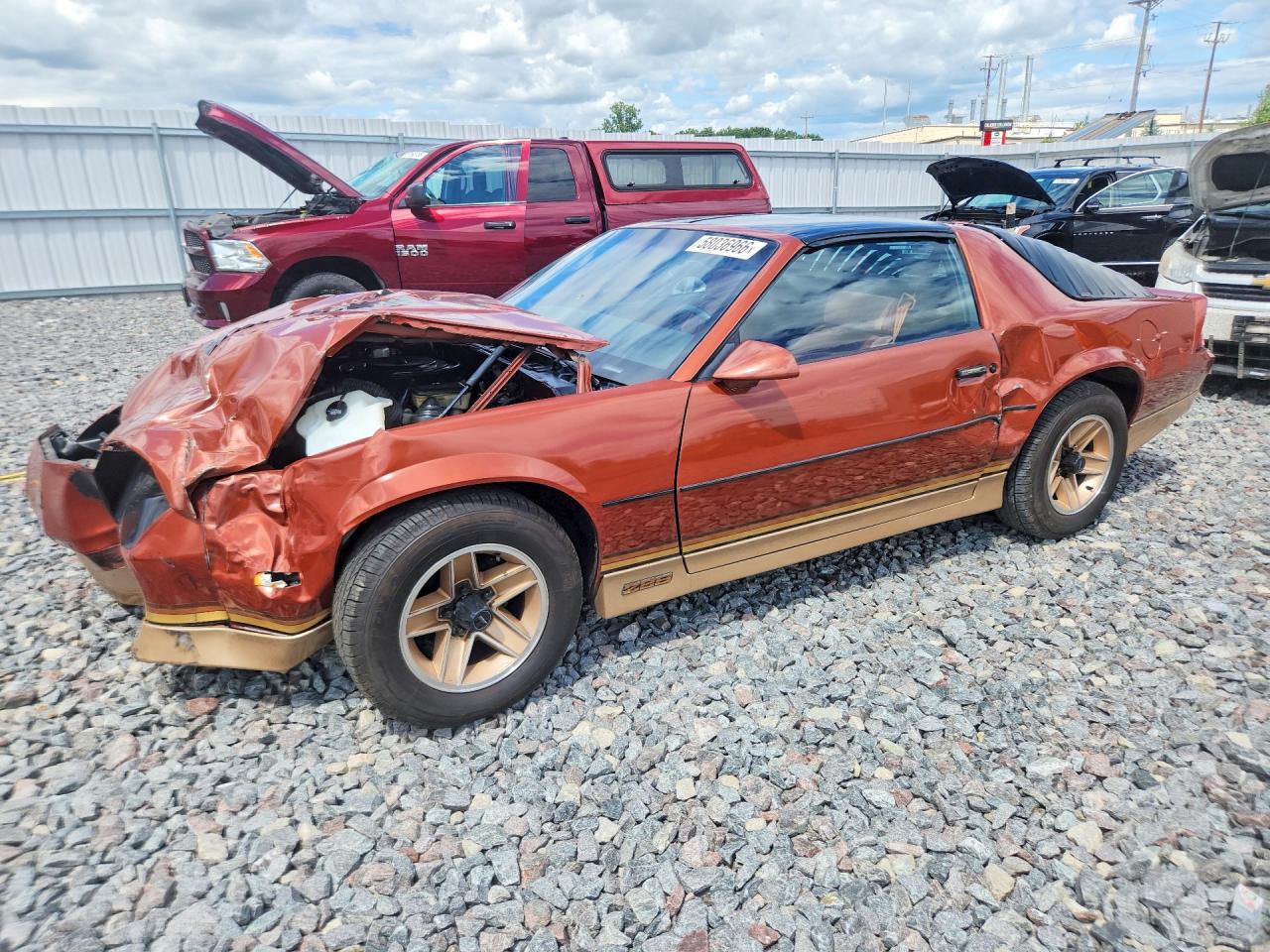 1985 Chevrolet Camaro Z28 Sport, VIN 1G1FP87H3FL471852 — Front end