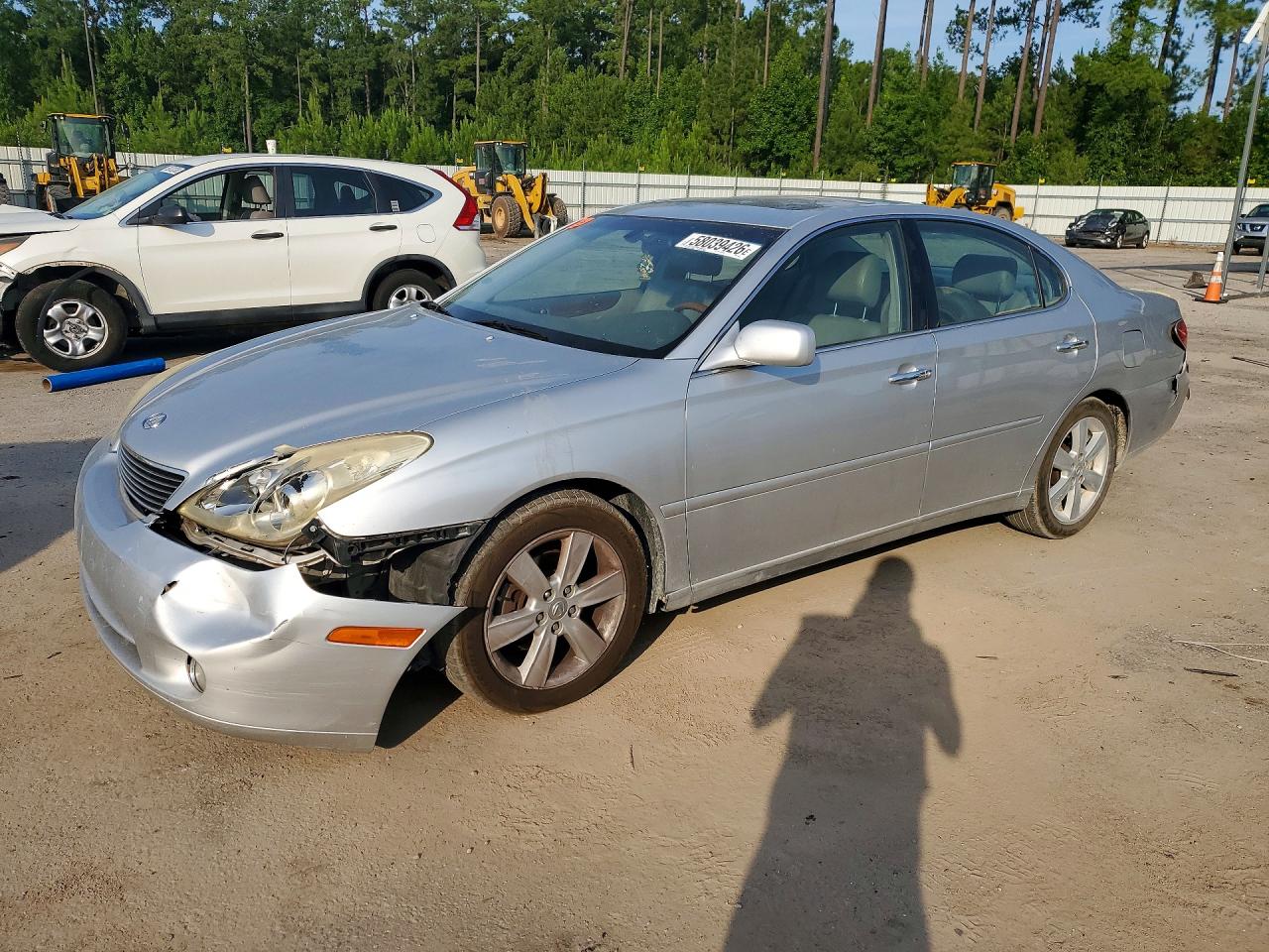 2005 Lexus ES 350, VIN JTHBA30G055085709 — Зад